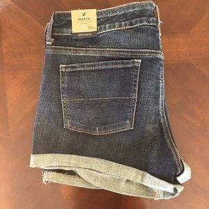 AE Shortie Shorts NEW!